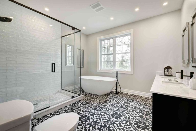canadian-house-in-beaconsfield--montreal--quebec--canada-1151466737-f001652970344fcb9ea87a7d99daf917